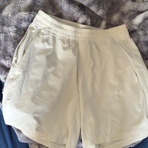 Lululemon men shorts